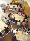 29日 家族交流会 ご一緒に昼食のあと、ユニット毎に歓談を