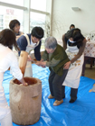 28日　みんなで楽しいお餅つき