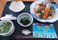 25日　クリスマスのイベント食　海鮮ちらし寿司